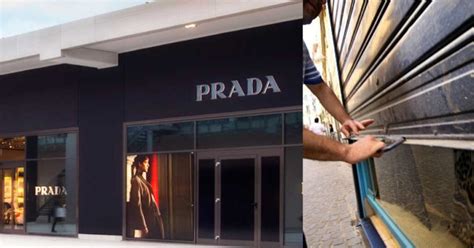 dove si trova lo spaccio di prada|prada outlet tuscany.